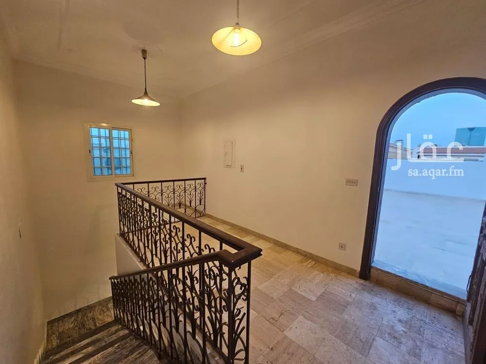5 bedroom villa in Jeddah 26