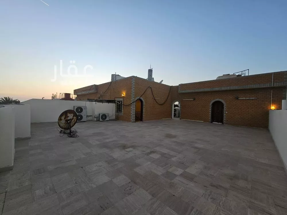 5 bedroom villa in Jeddah 28