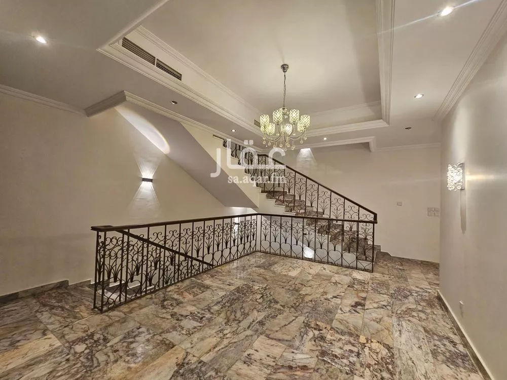 5 bedroom villa in Jeddah 5