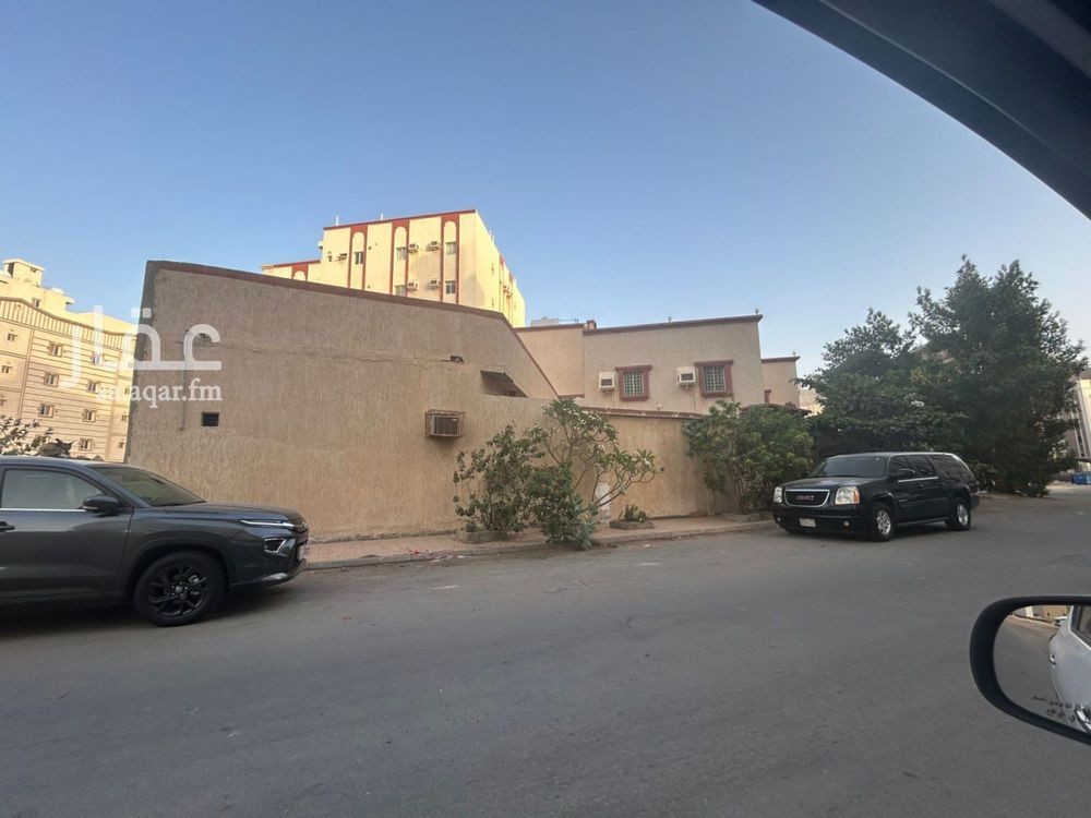 10 bedroom villa in Ar Rayan, Jeddah 5