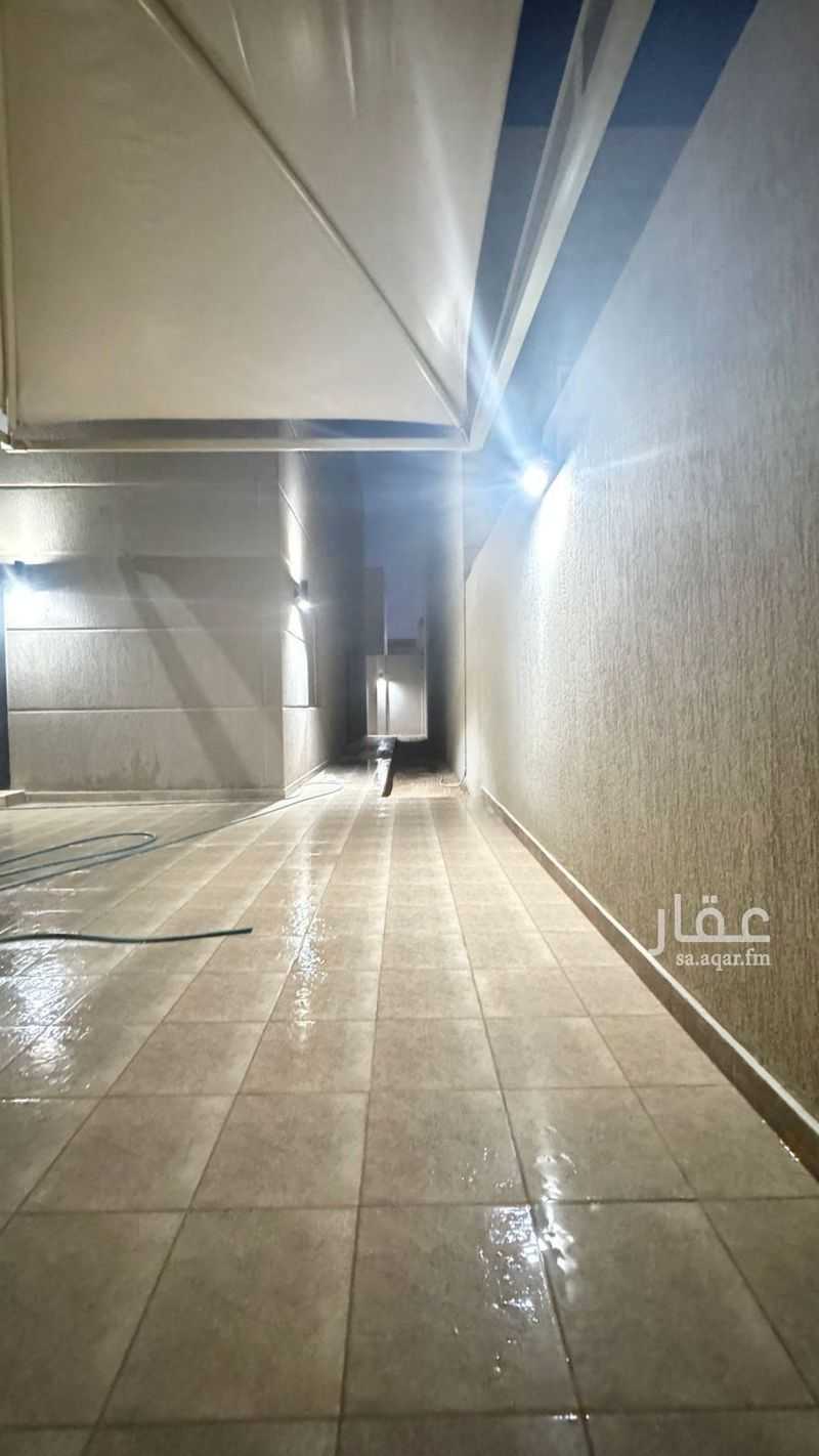 7 bedroom villa in Khuzam, Riyadh 4