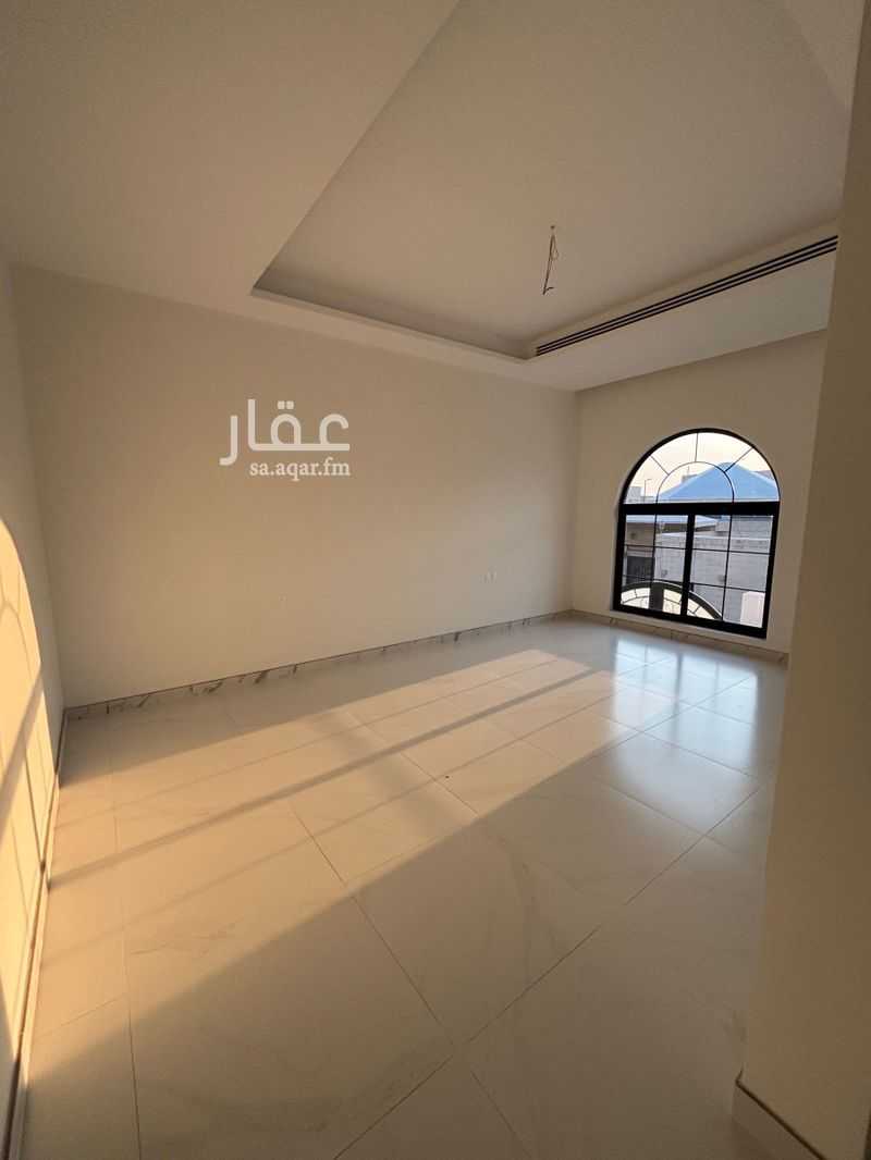 6 bedroom villa in Qurtubah, Eastern Province 4