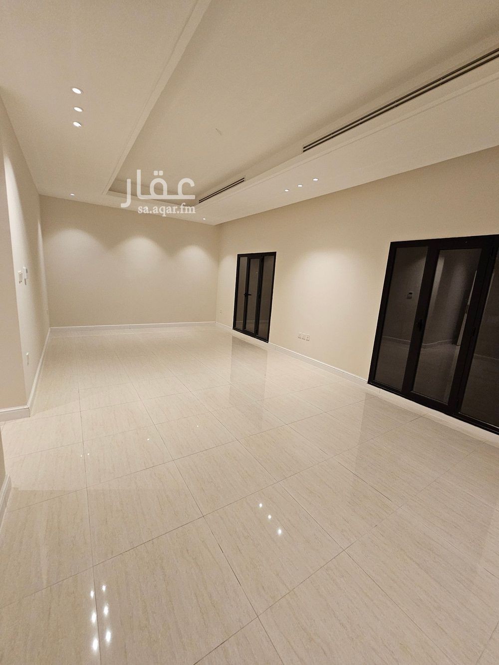 5 bedroom villa in Al Rakah Ash Shamaliyah, Eastern Province 10