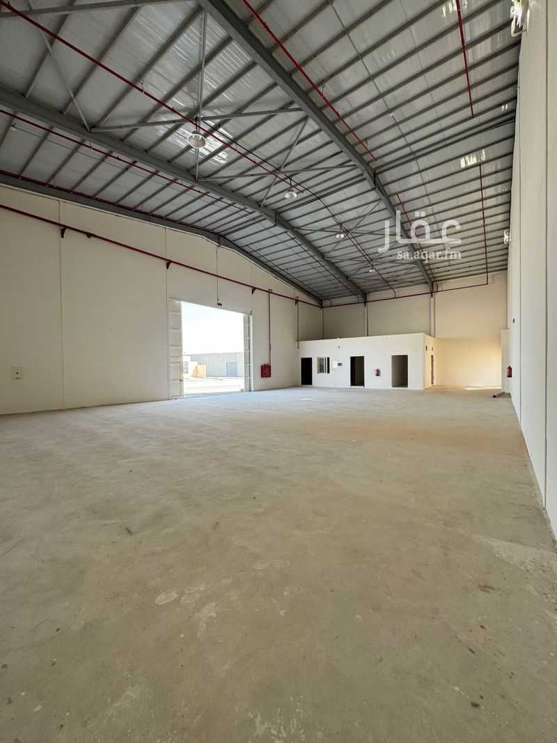 warehouse in Al Misfat, Riyadh 4