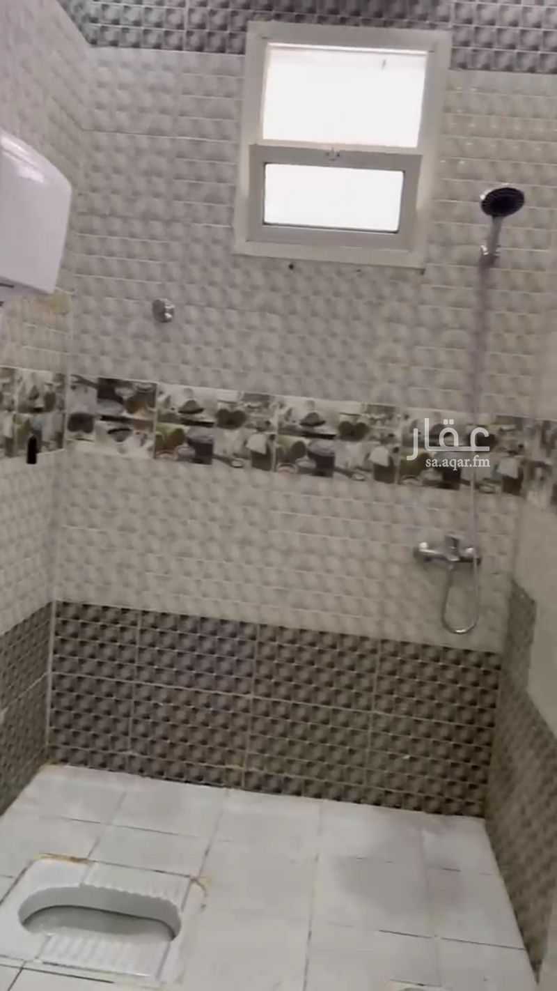 4 bedroom apartment in Al Rimal, Riyadh 7