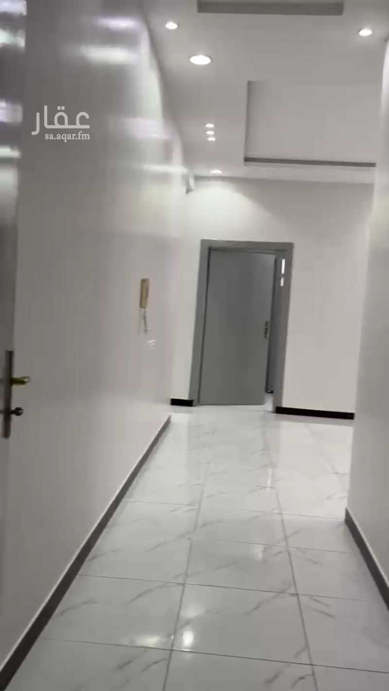 4 bedroom apartment in Al Rimal, Riyadh 11