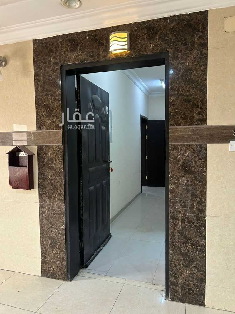 4 bedroom building in Al Malaz, Riyadh 8