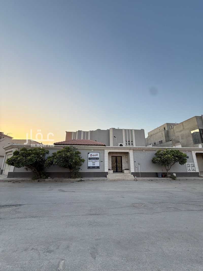 5 bedroom villa in Shubra, Riyadh 13