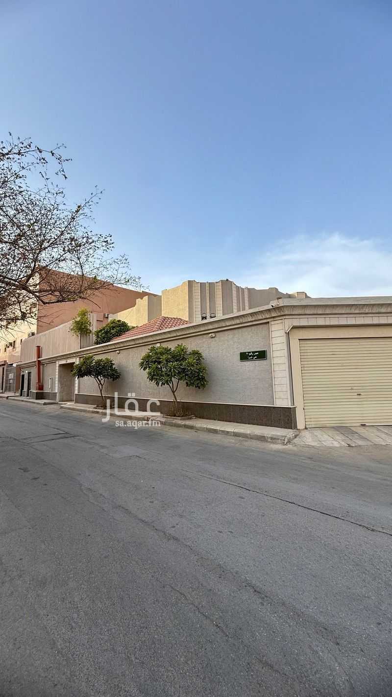 5 bedroom villa in Shubra, Riyadh 5