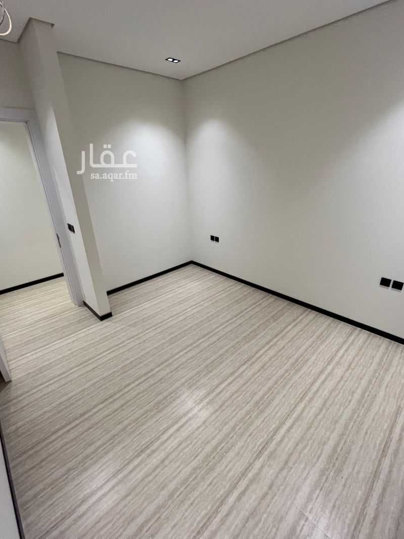 4 bedroom apartment in Riyadh 12
