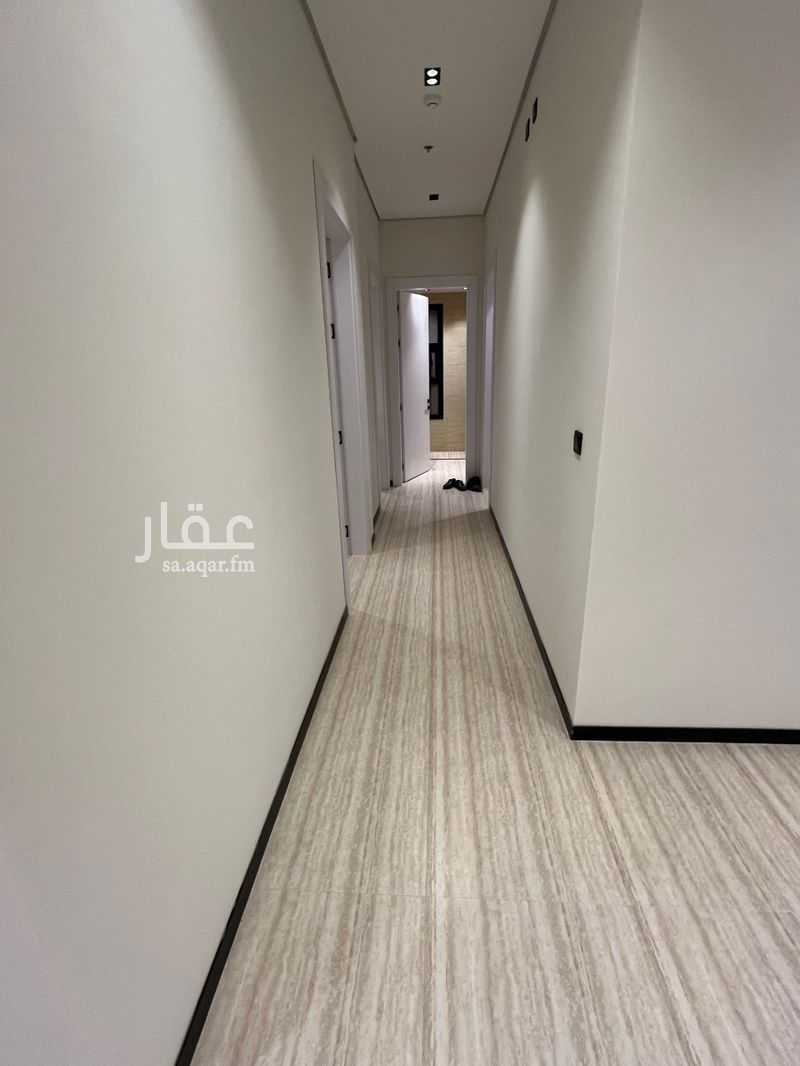 4 bedroom apartment in Riyadh 13