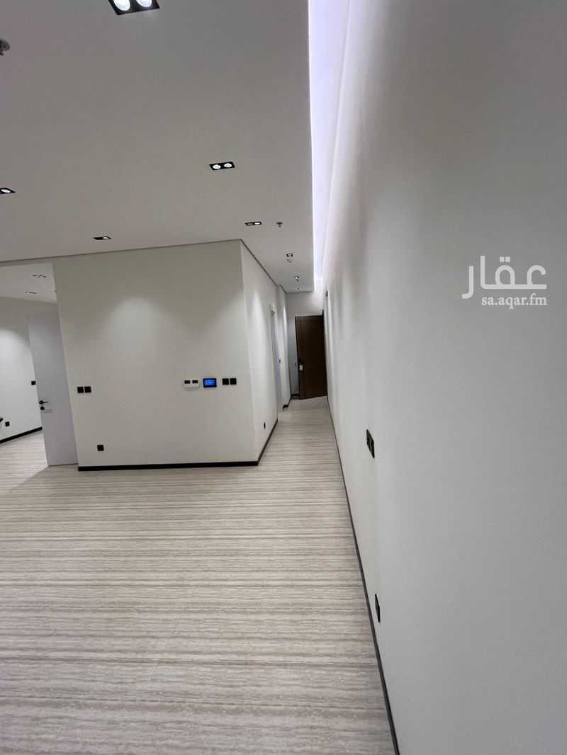 4 bedroom apartment in Riyadh 7