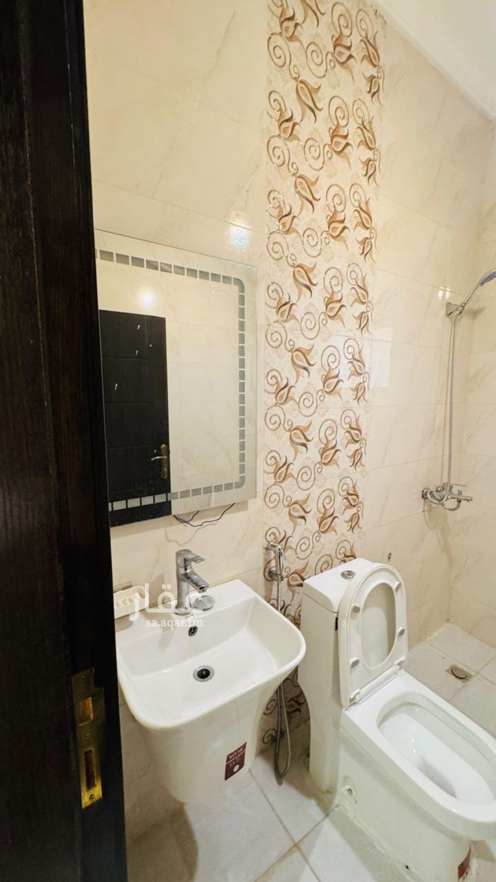 4 bedroom apartment in Ar Rayan, Jeddah 17