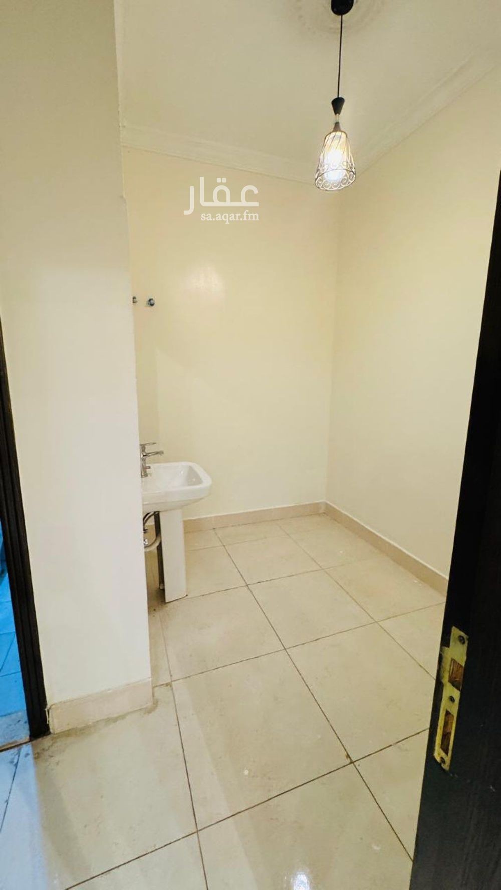 4 bedroom apartment in Ar Rayan, Jeddah 9
