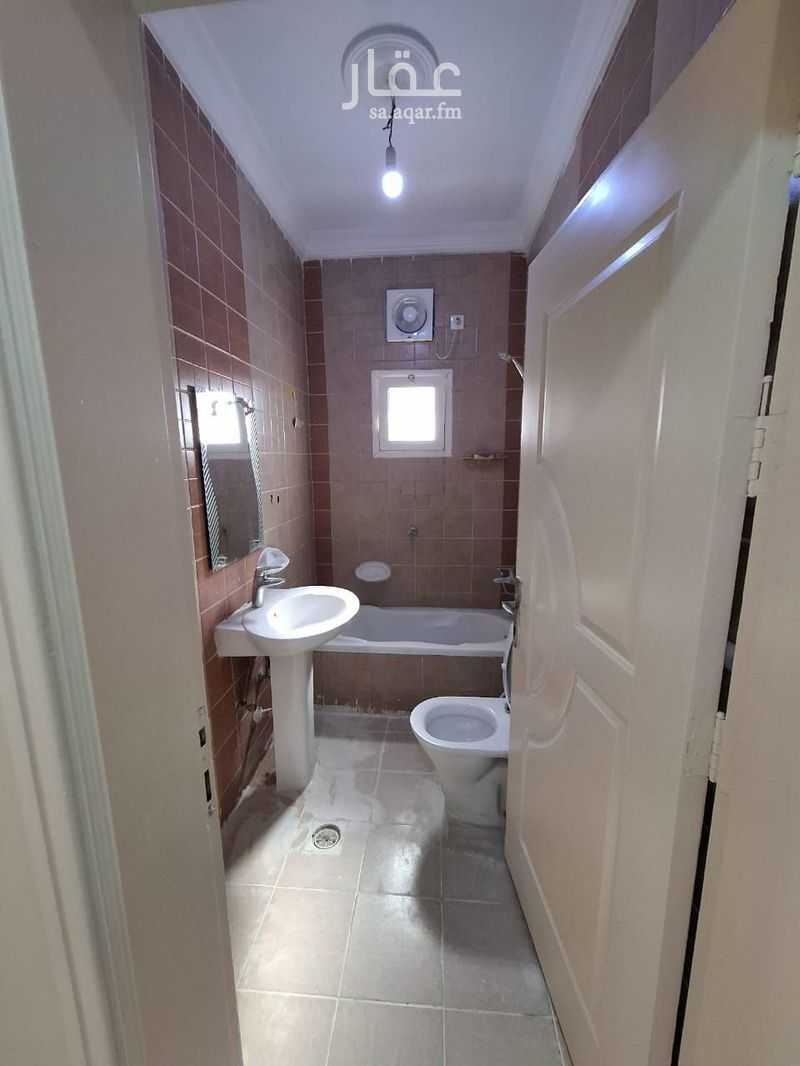 4 bedroom apartment in Al Safaa, Jeddah 9