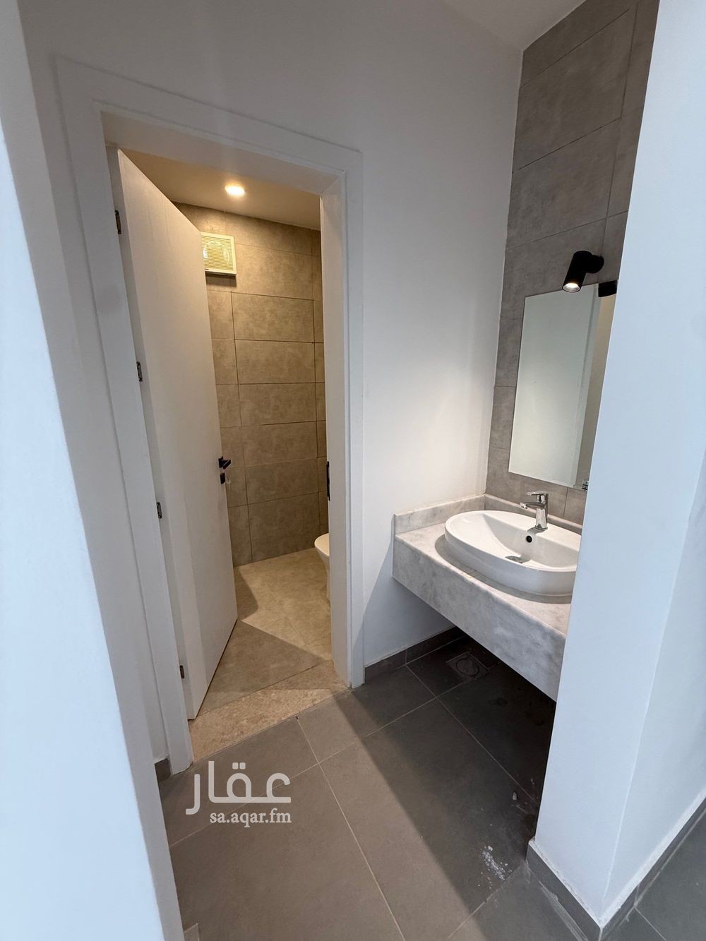 4 bedroom villa in Riyadh 8