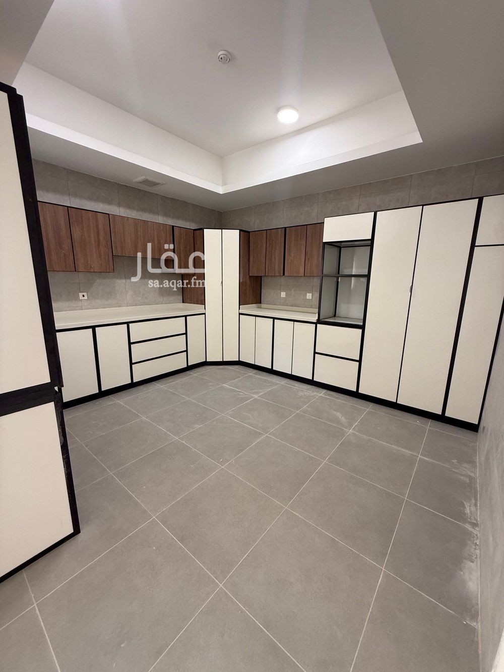 4 bedroom villa in Riyadh 9