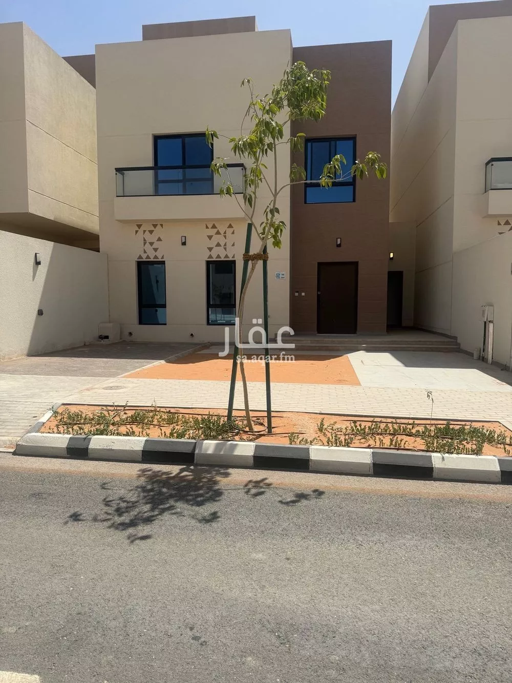 4 bedroom villa in Riyadh 9