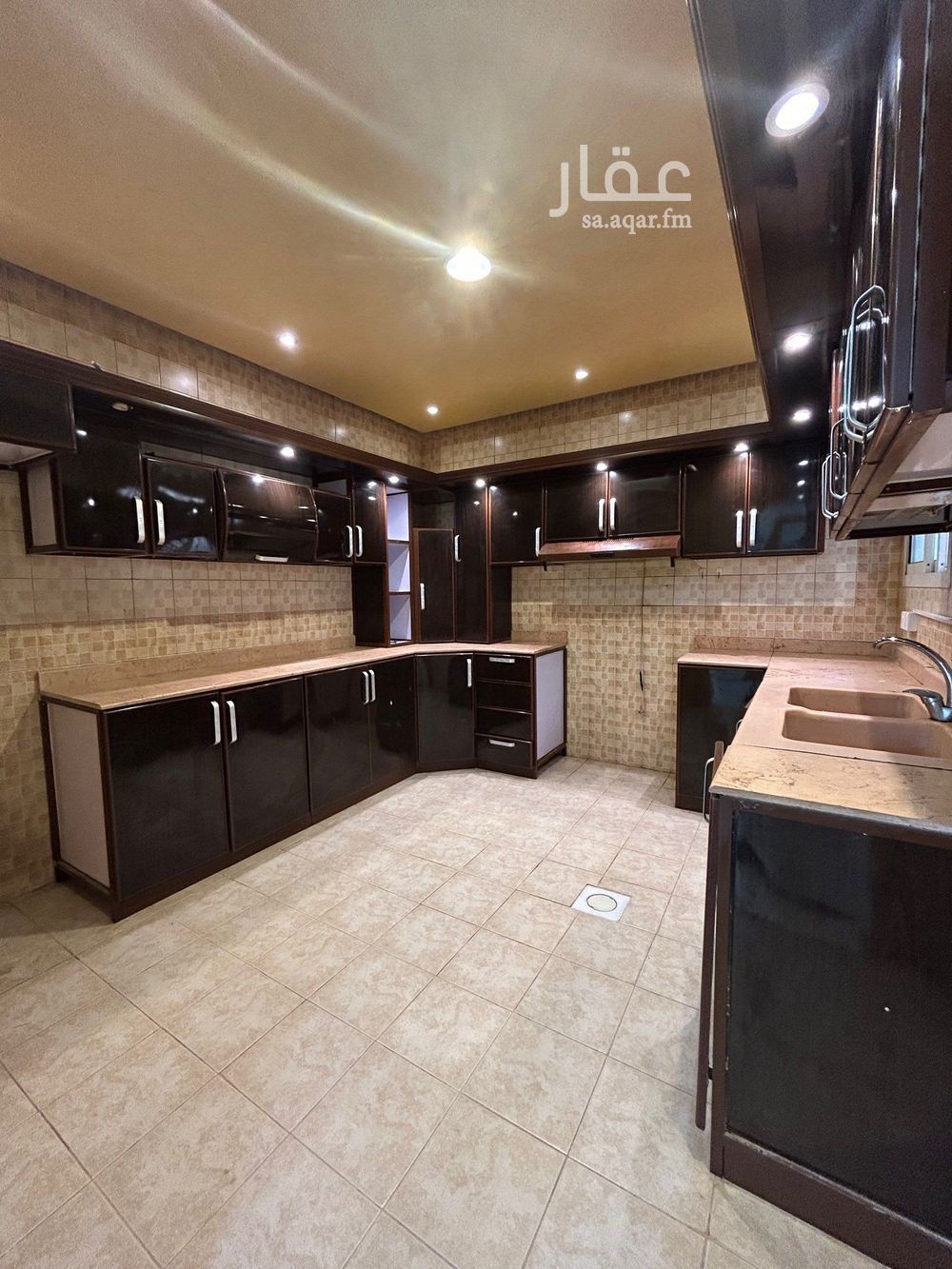3 bedroom apartment in Ishbiliyah, Riyadh 9