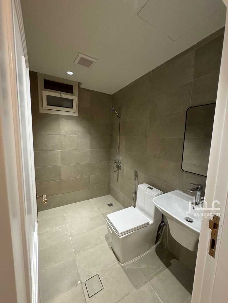 7 bedroom villa in Riyadh 15