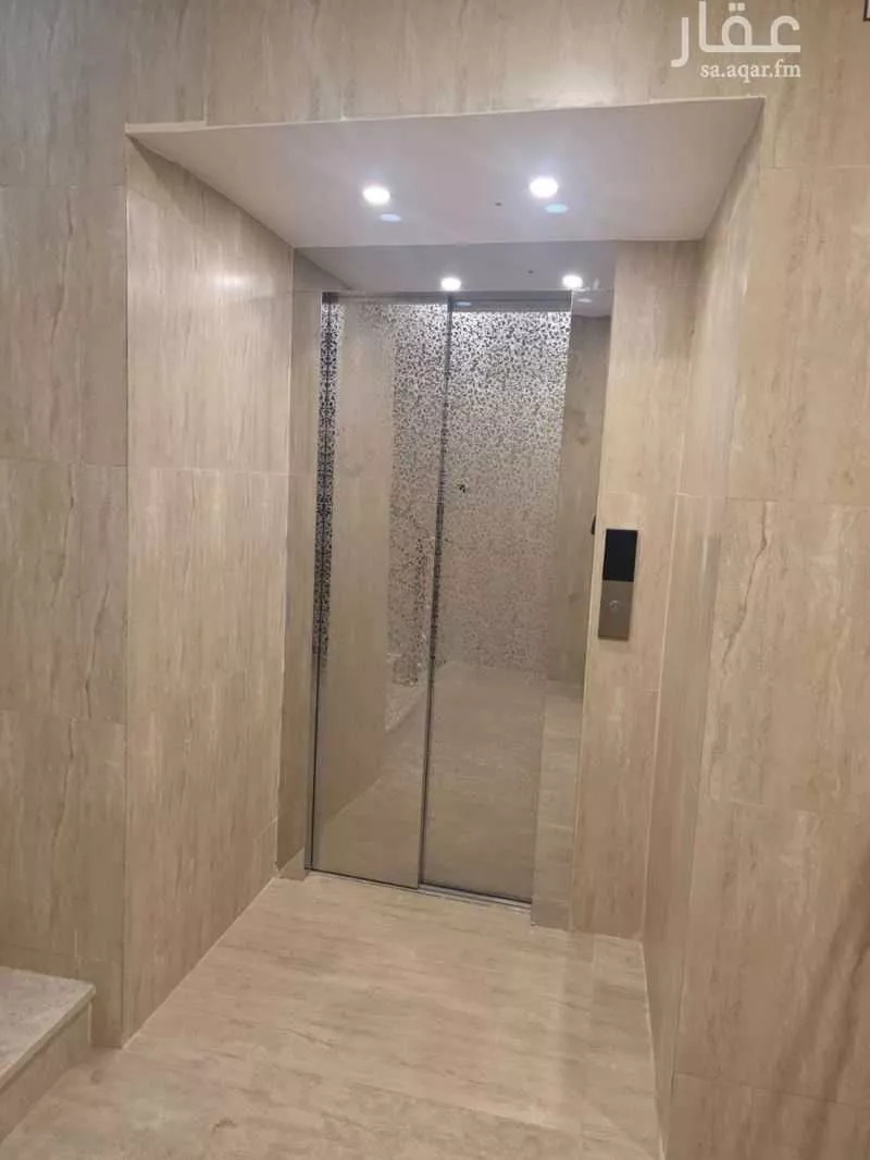 2 bedroom apartment in Al Tubayshi, Eastern Province 5