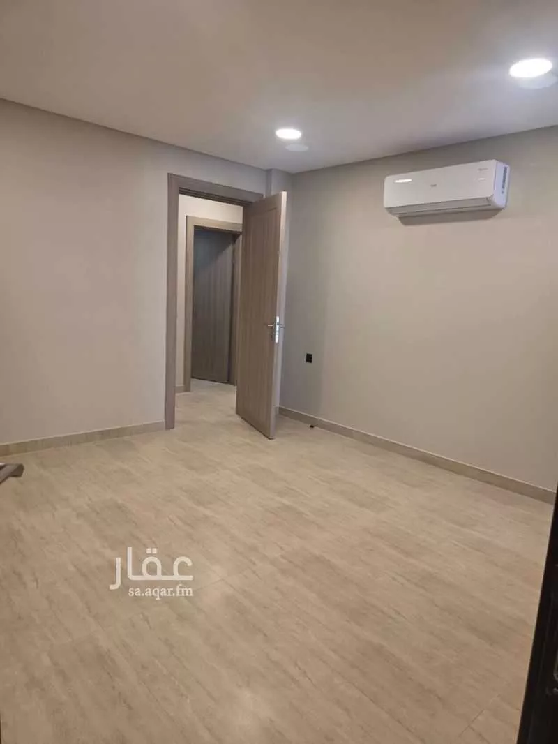 2 bedroom apartment in Al Tubayshi, Eastern Province 8
