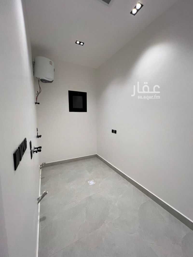 8 bedroom apartment in Al Qadisiyah, Riyadh 8