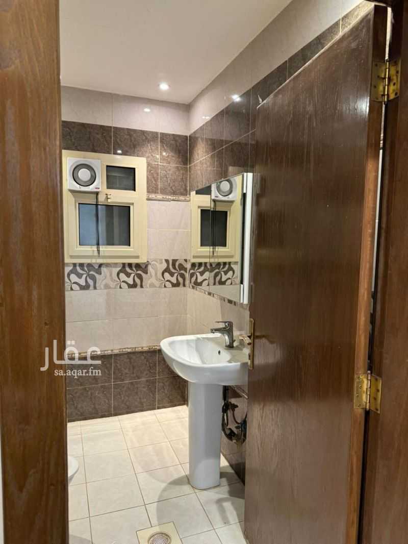 4 bedroom apartment in Al Rawabi, Riyadh 9