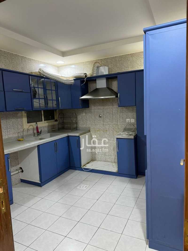 4 bedroom apartment in Al Rawabi, Riyadh 18