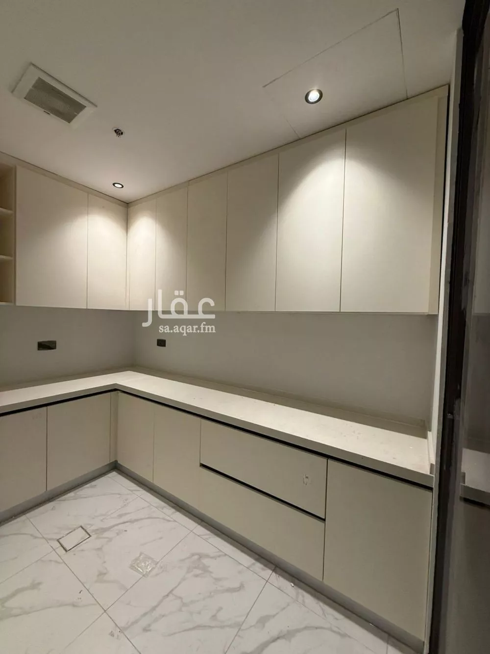 3 bedroom apartment in Al Malqa, Riyadh 6