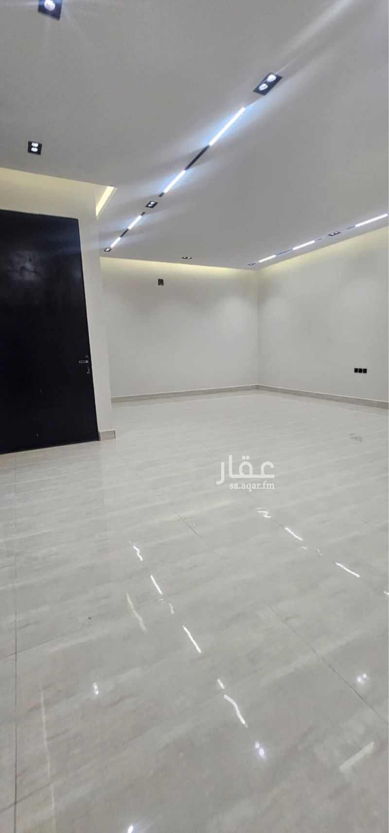 4 bedroom apartment in Riyadh 5