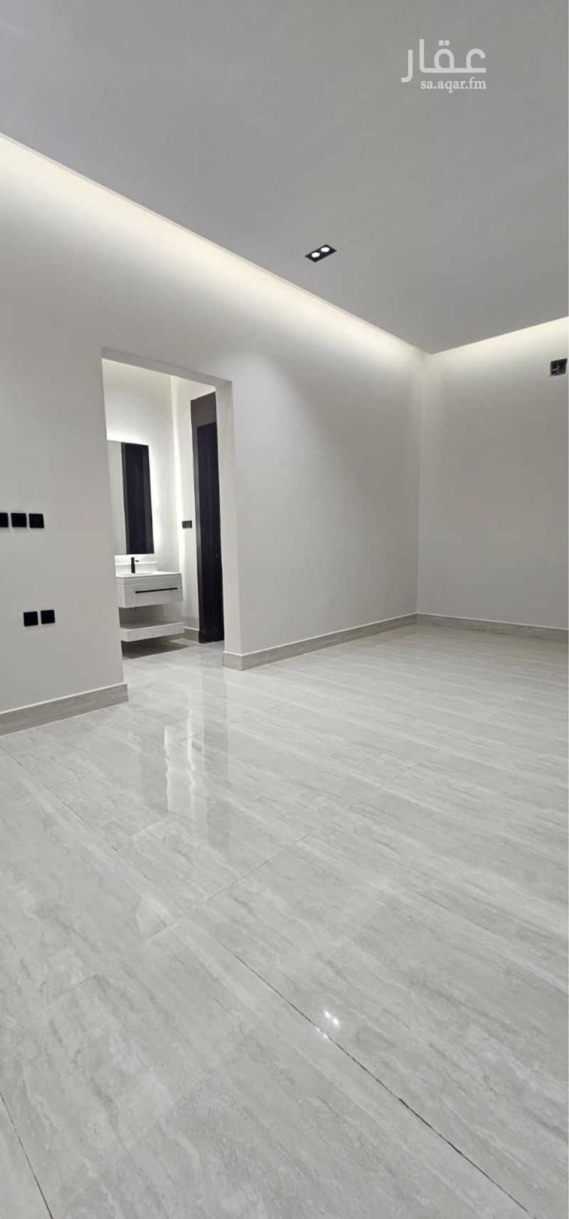 4 bedroom apartment in Riyadh 7