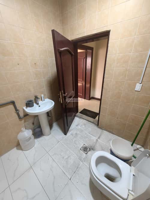 4 bedroom apartment in Al Amamra, Eastern Province 7