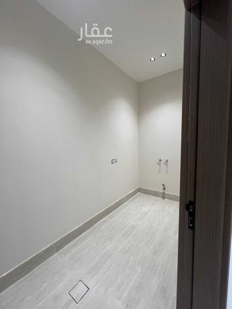 4 bedroom villa in Al Buhairah, Eastern Province 14
