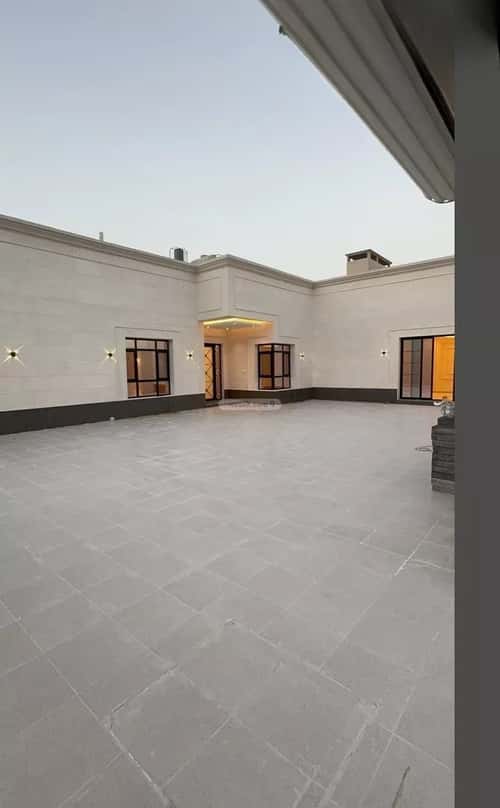 4 bedroom floor in Al Kawthar 1