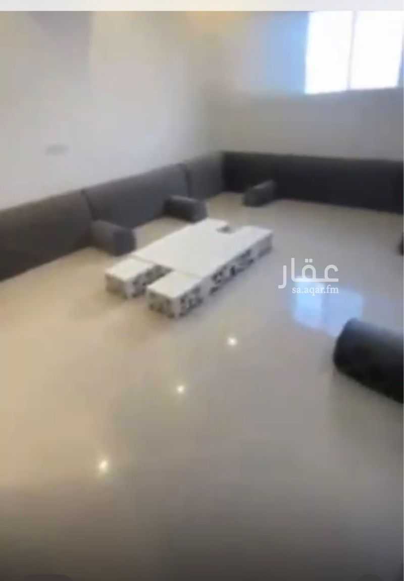 4 bedroom apartment in Riyadh 18