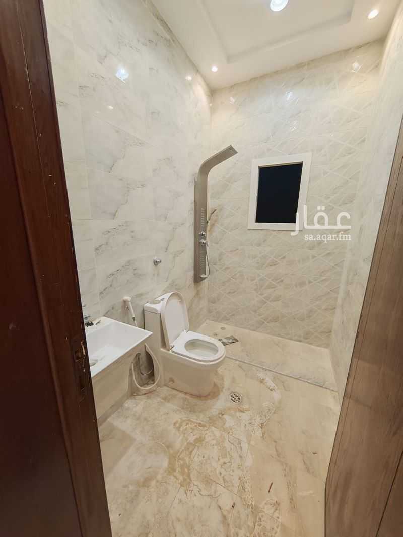 فيلا 4 غرف في الورود، جدة 12