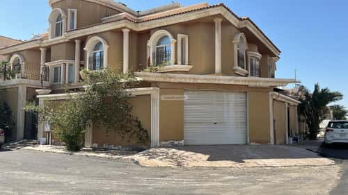 فيلا 11 غرف في الشراع 2