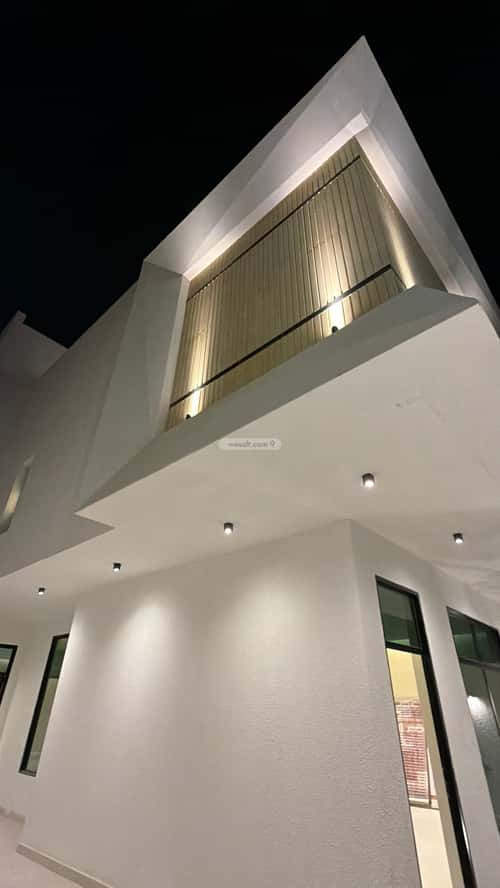 6 bedroom villa in As Sawari 3