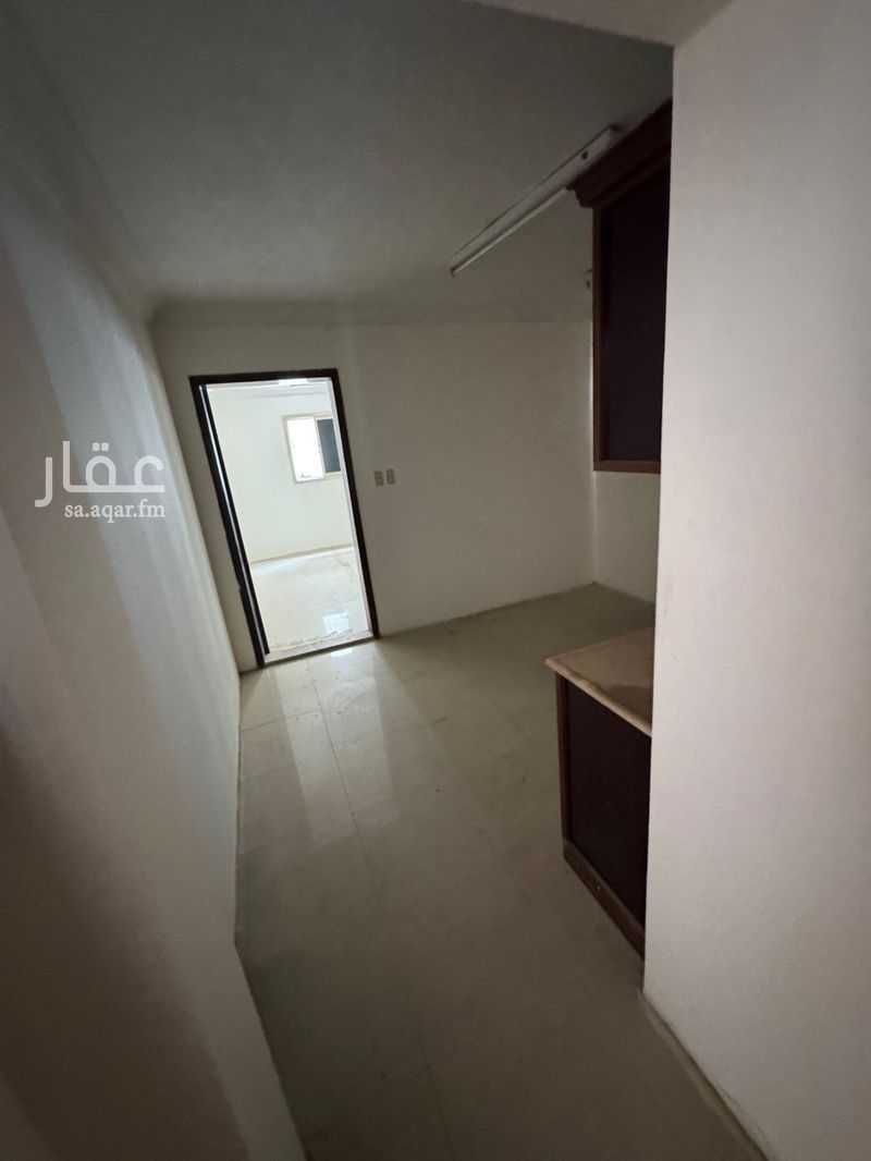 18 bedroom building in North Al Khobar, Eastern Province 12