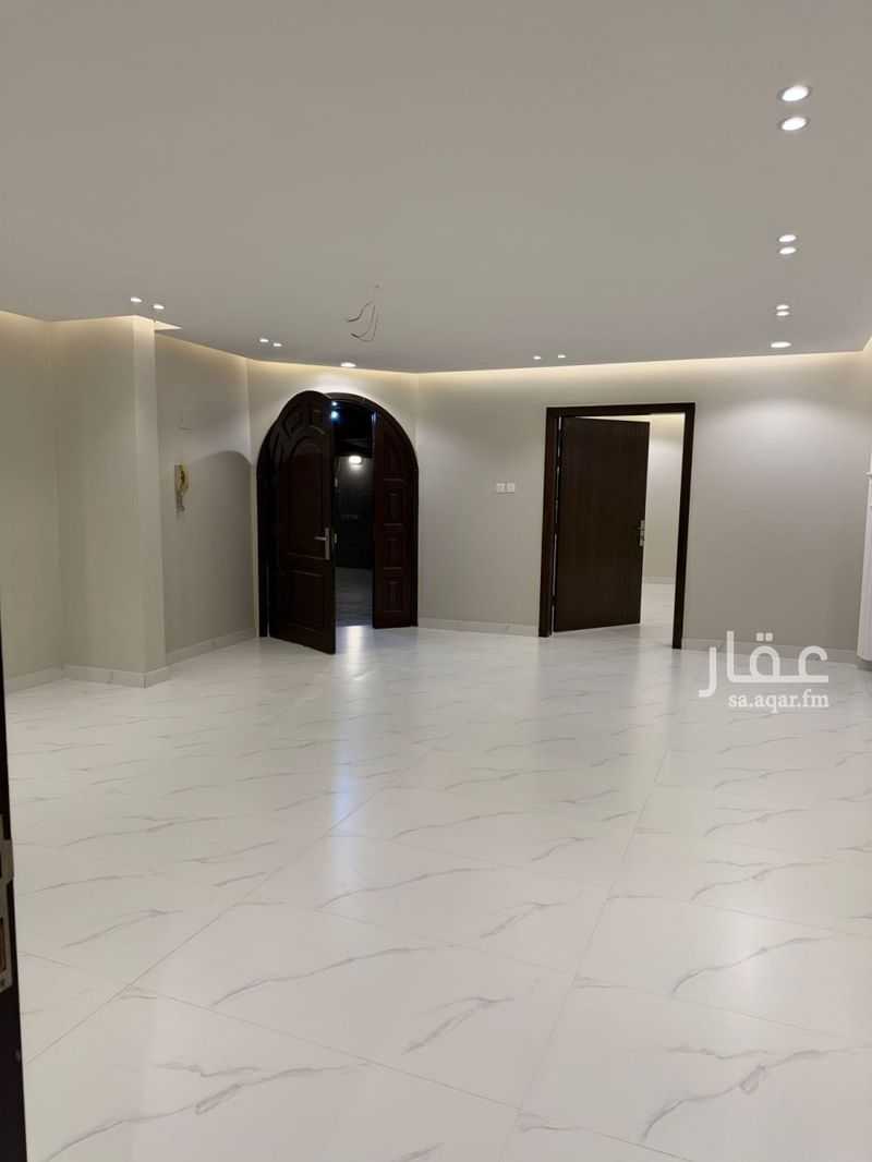 6 bedroom villa in Abhur North, Jeddah 10