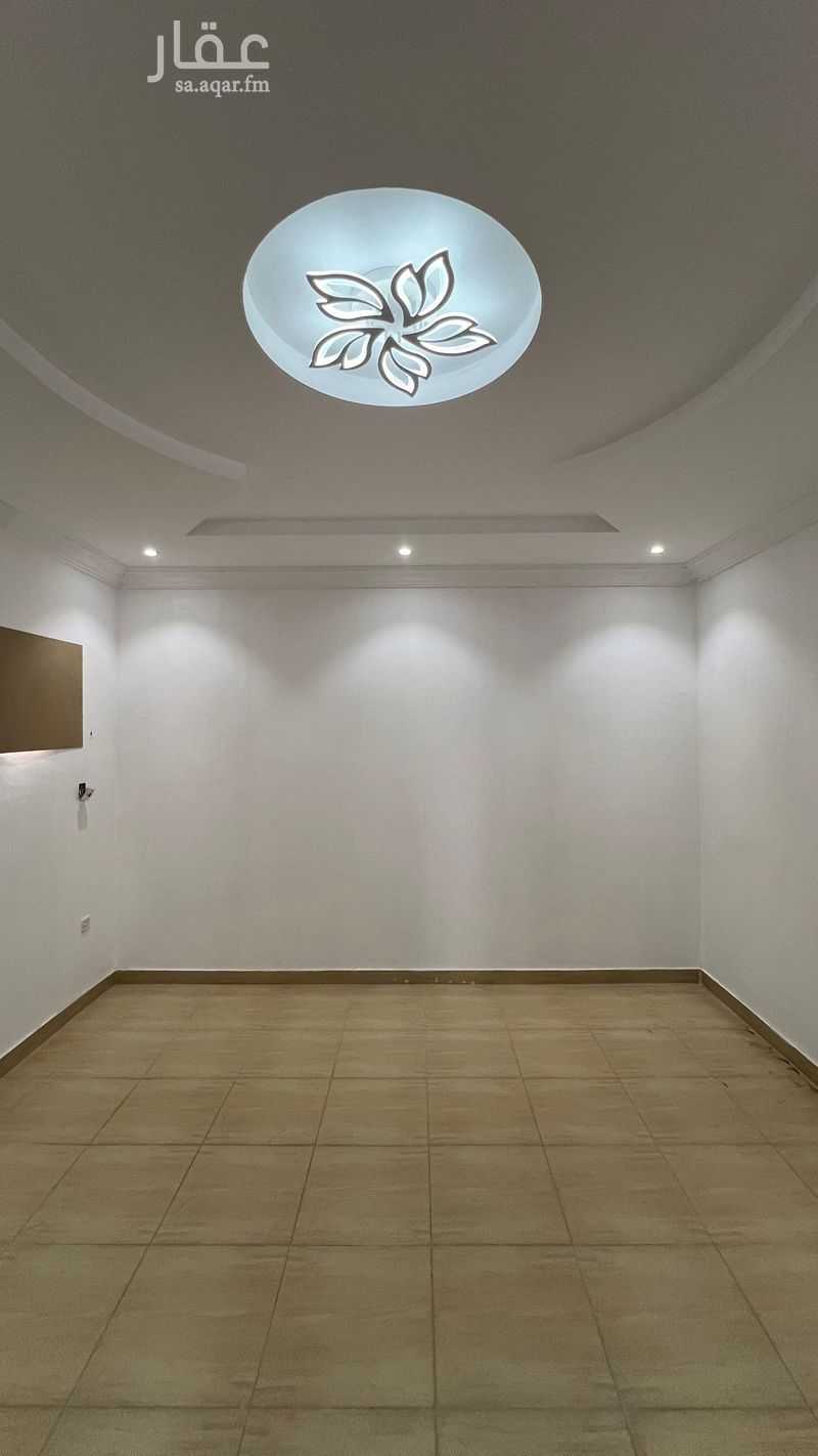 9 bedroom villa in Jeddah 10