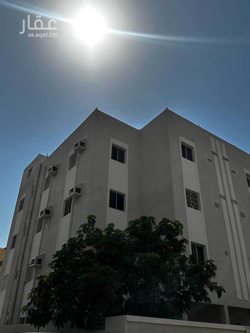 37 bedroom building in Al Thaghr, Jeddah 3