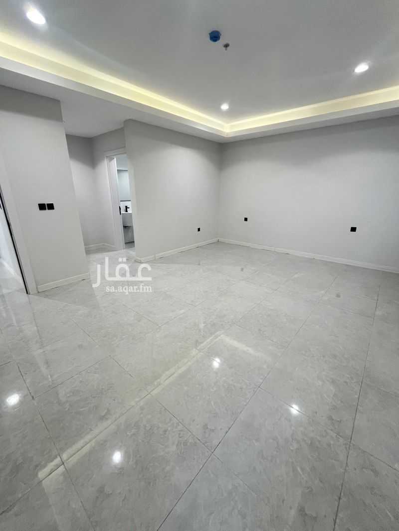 5 bedroom apartment in Khuzam, Riyadh 6