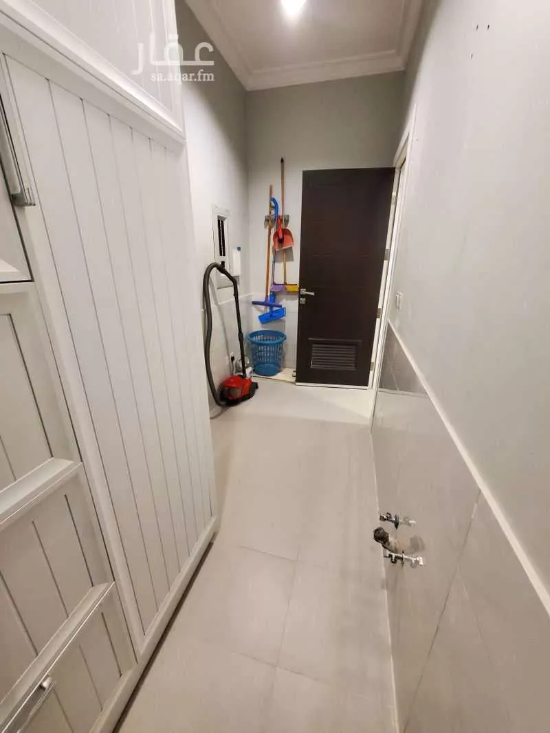 4 bedroom apartment in Riyadh 7