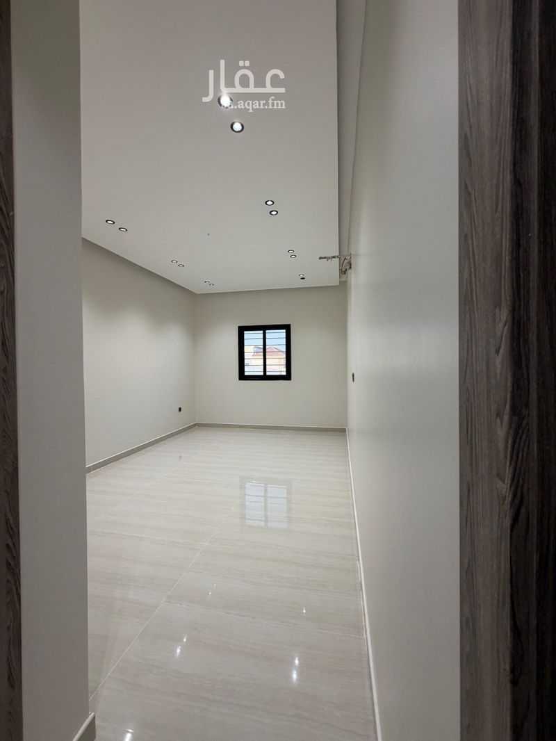 6 bedroom villa in Uhud, Eastern Province 3