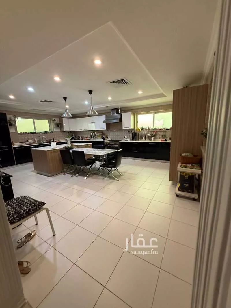 6 bedroom villa in Ash Shati Al Gharbi, Eastern Province 8