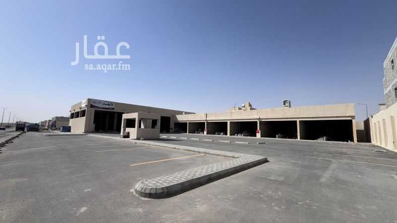shop in Al Janadriyah, Riyadh 2