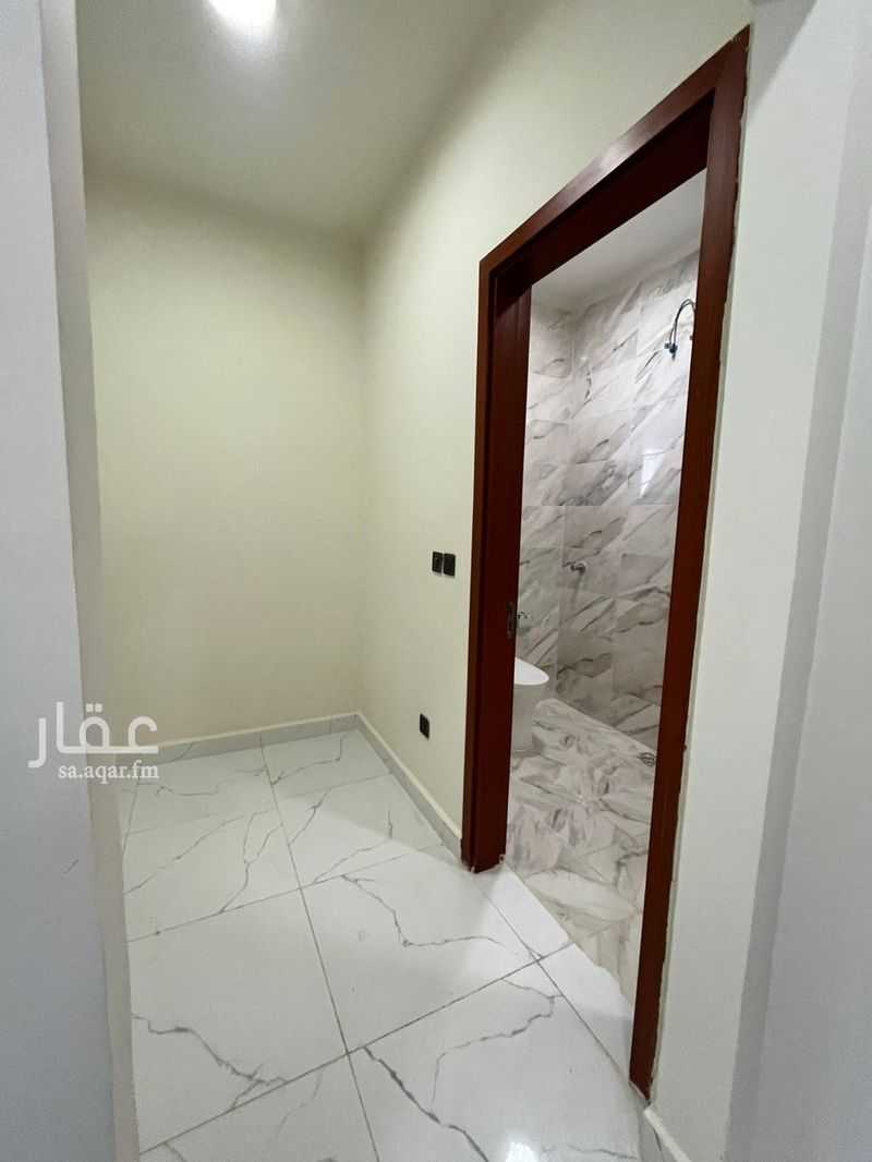 5 bedroom villa in Al Iskan Ash Shamali, Eastern Province 12