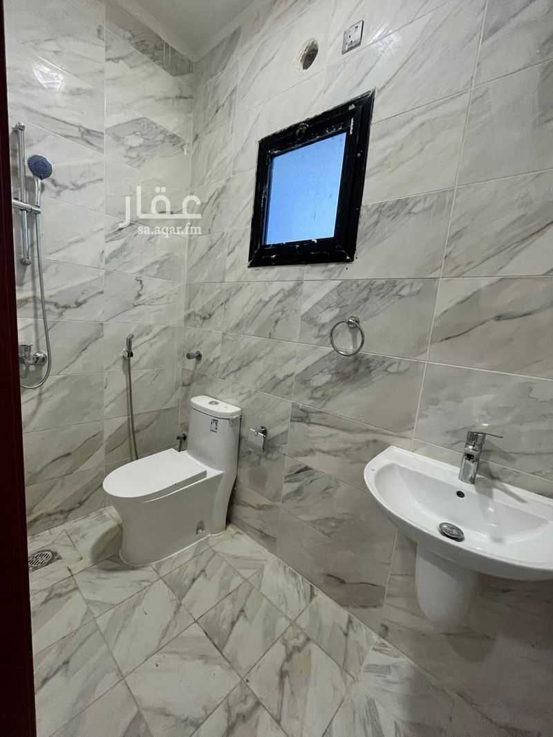 5 bedroom villa in Al Iskan Ash Shamali, Eastern Province 14